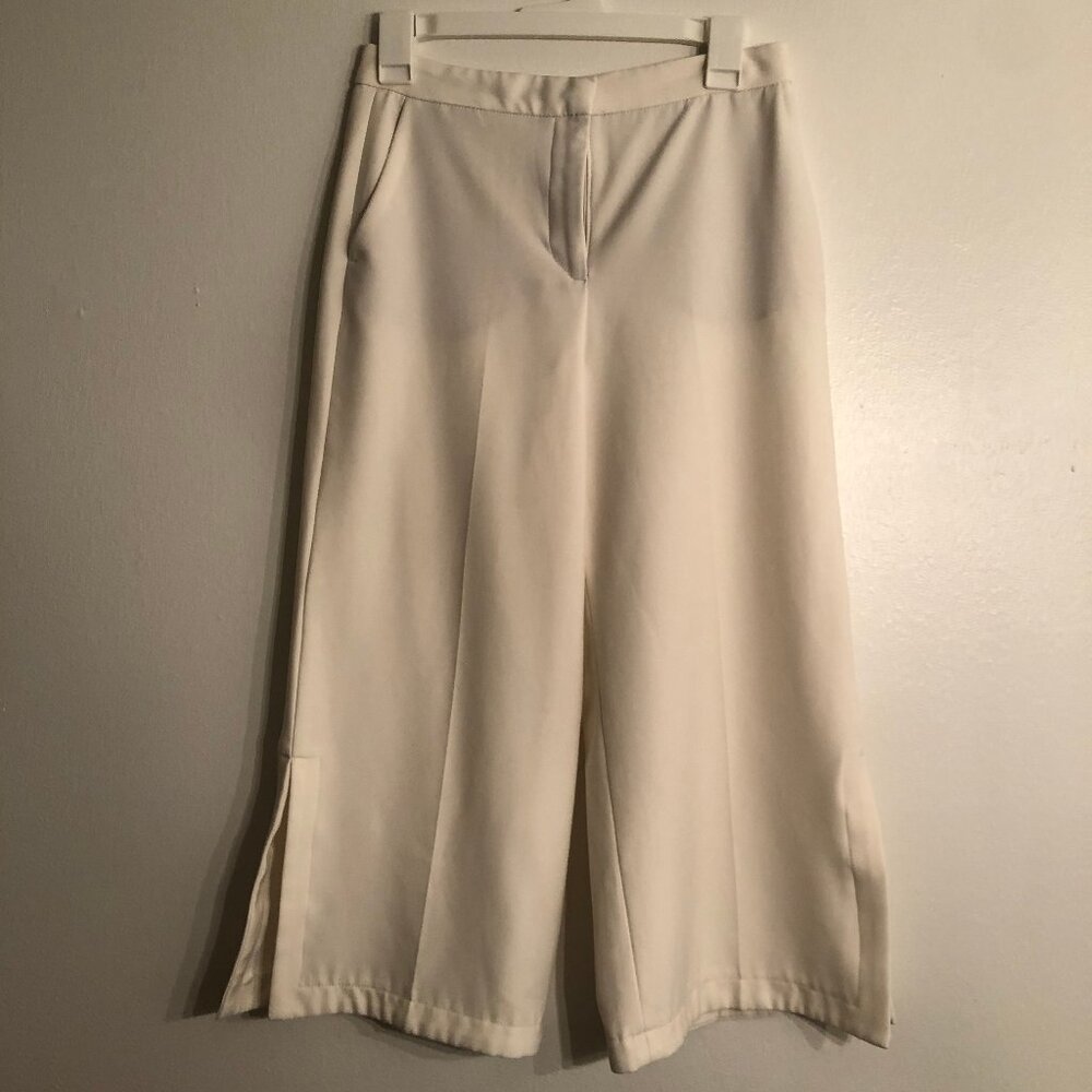 Zara Basic Collection Wide Leg White Cropped Pleated Side Split Dress Pants - XS